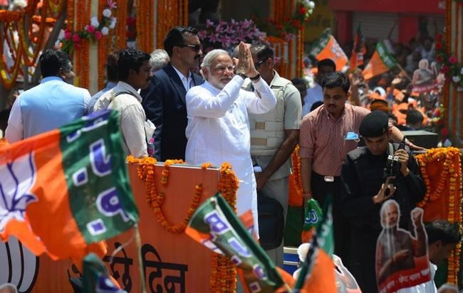 Modi's Biggest Roadshow In Varanasi:PICS