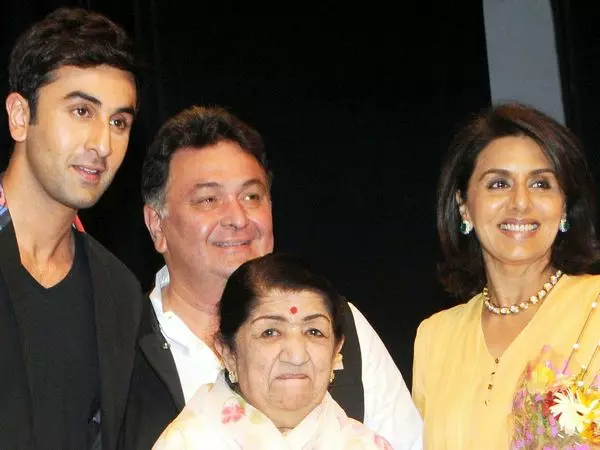 Ranbir Kapoor, Rishi Kapoor, Neetu Kapoor, Lata Mangeshkar
