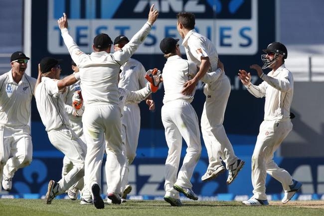 PICS: NZ Beat Ind By 40 Runs In 1st Test