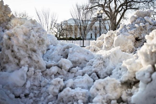 Worst Winter Storm Hits Washington: PICS