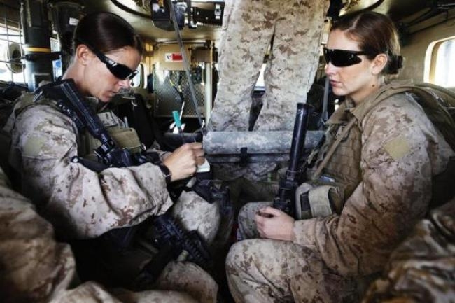 Us Female Marines 