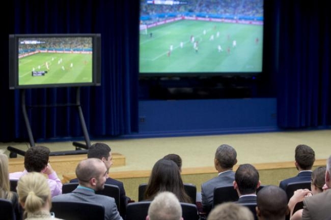 President Obama Watches The U.S. Play Belgium In World Cup Action President Obama Watches The U.S. Play Belgium In World Cup Action