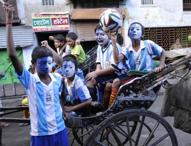 Indian Fans Enjoy FIFA Soccer World Cup Indian Fans Enjoy FIFA Soccer World Cup
