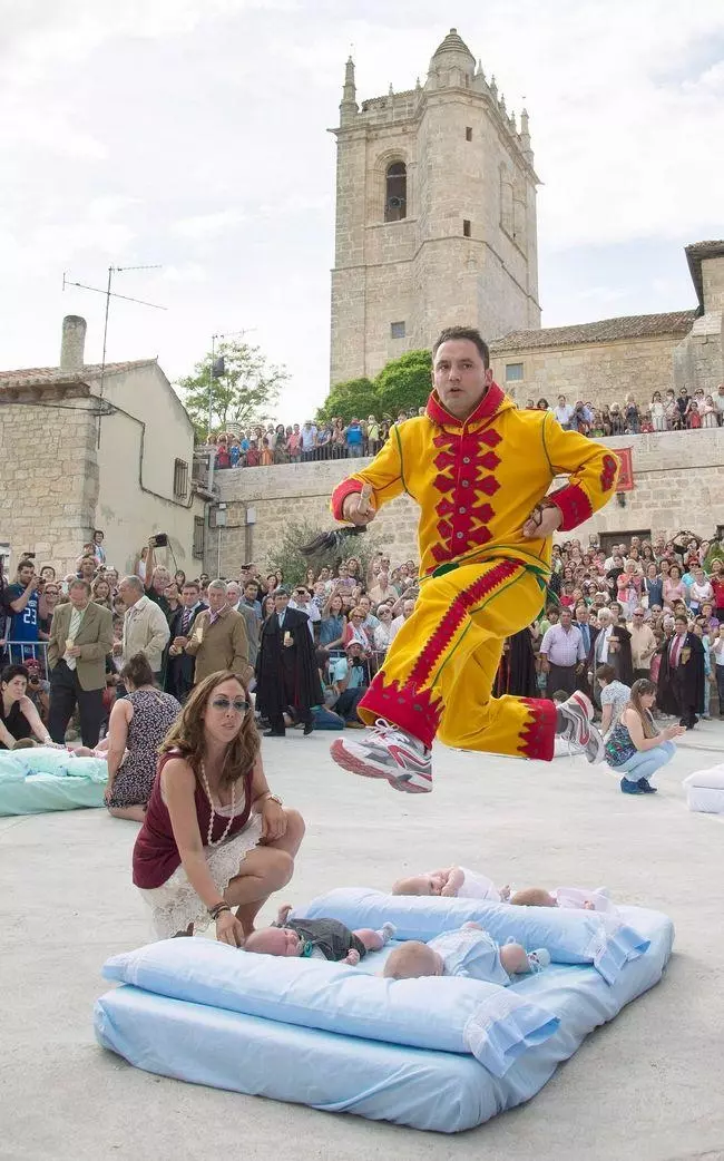 El Colacho: Photos of 400-Year-Old Spanish Devil Baby Jumping Festival