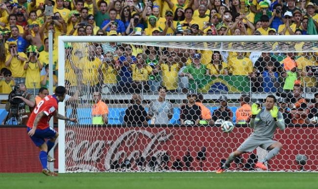 PICS: Brazil Beat Chile 3-2 On Penalties