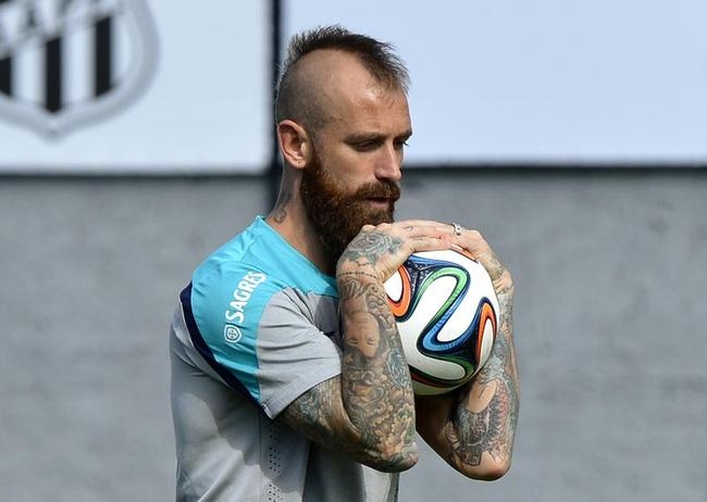 Raul Meireles (Portugal) Raul Meireles (Portugal)