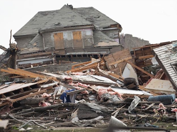 Tornadoes Wipe Out Nebraska Town: PICS