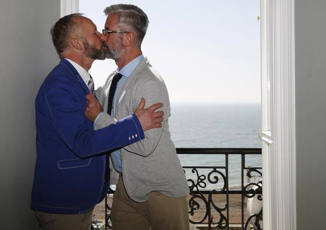 Same Sex Marriages Commence In Uk Pics 