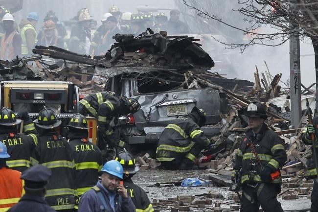 New York City Building Explosion: PICS