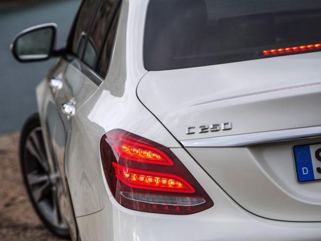 2015 Mercedes-Benz C-Class 2015 Mercedes-Benz C-Class