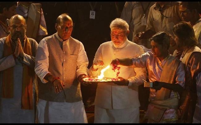 A 'communal' party? A 'communal' party?