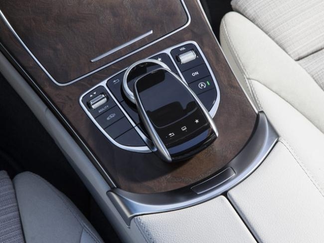 2015 Mercedes-Benz C-Class 2015 Mercedes-Benz C-Class