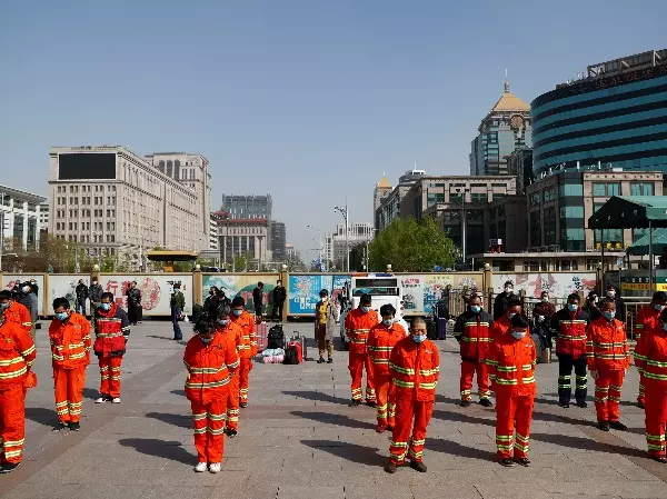 China Paying Tribute Of Thousands Covid-19 Victims With Three-Minute Silence