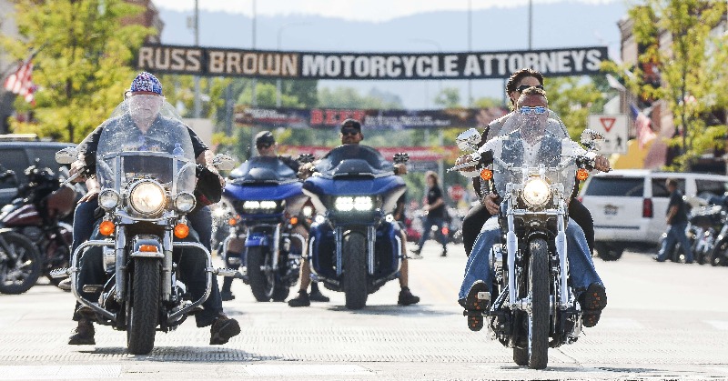 No Face Mask, No Social Social Distancing: Thousands Of Bikers Gather ...