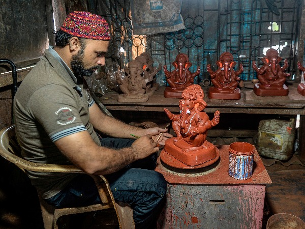 The India We Stand For: Muslim Artisan In Dharavi Make Ganesh Idols Ahead Of Hindu Festival