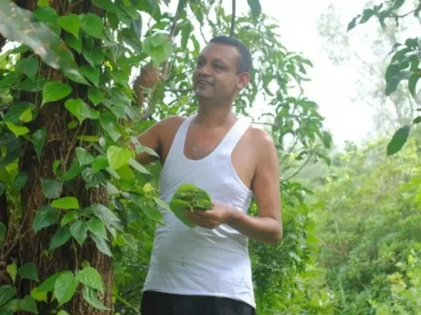 These People Quit Their Lavish Jobs To Start Farming And Now Earn Crores