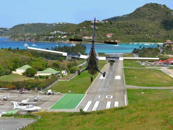 Challenging Airports - Saint Barthelemy