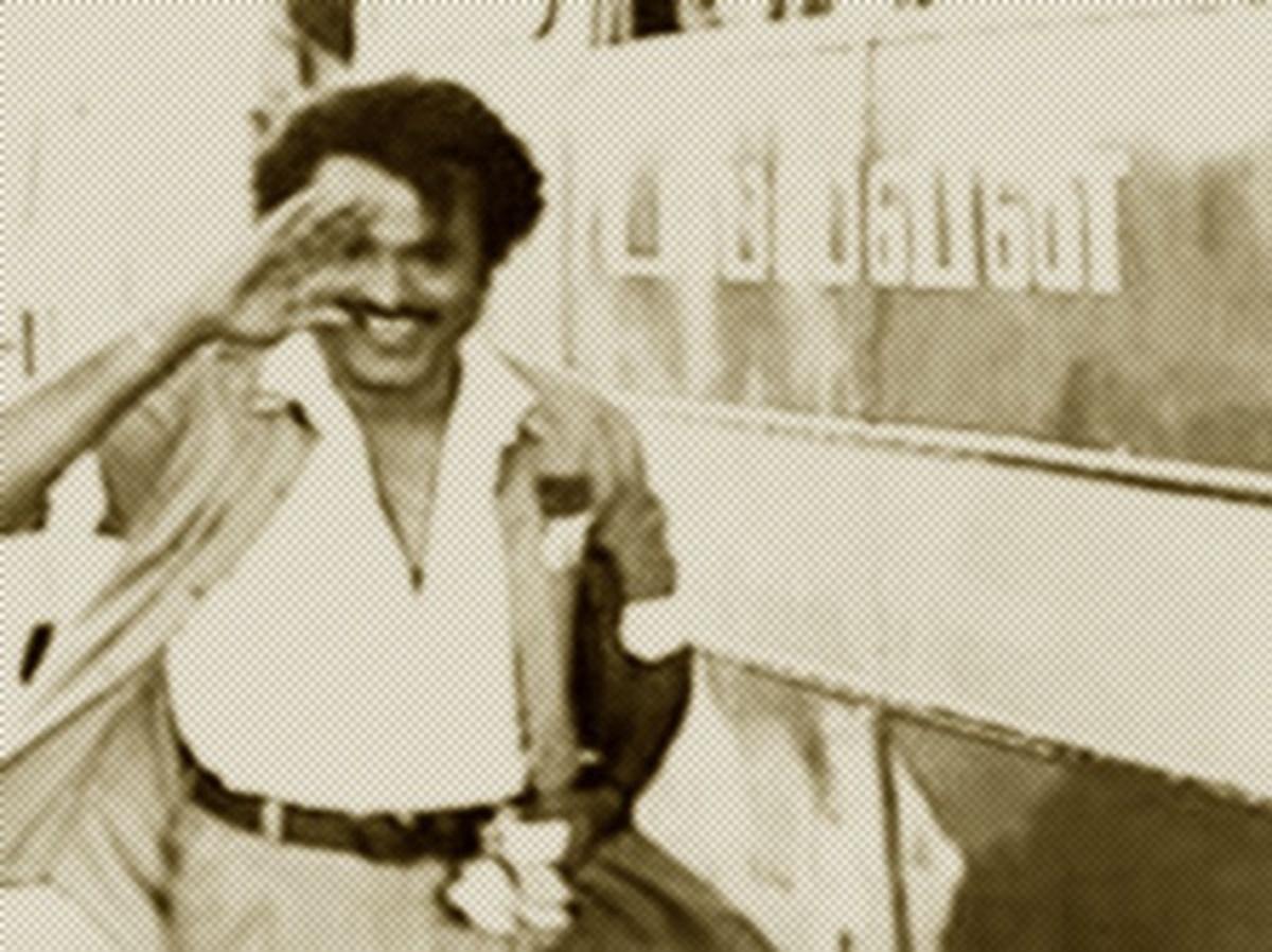 From Bus Conductor To Megastar: Here's An Inspiring Journey Of Thalaivar  Rajinikanth In Photos