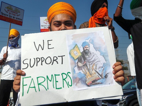 Dont Bite The Hand That Feeds You Posters From Farmers Protest During Bharat Bandh 3281