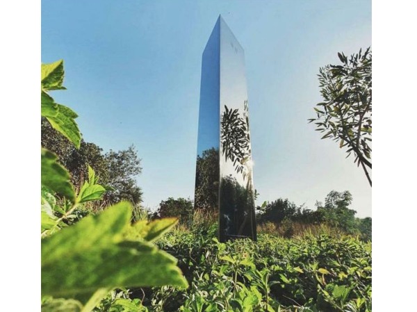 Pictures Of India's First Mysterious Monolith, Spotted In A Park In  Ahmedabad