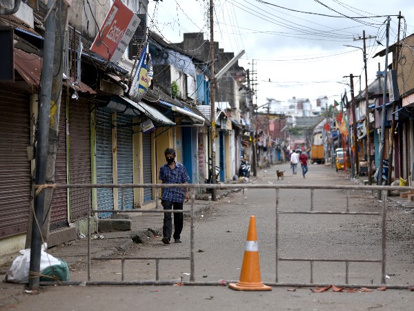 India Cities Turned Into 'Ghost Towns'