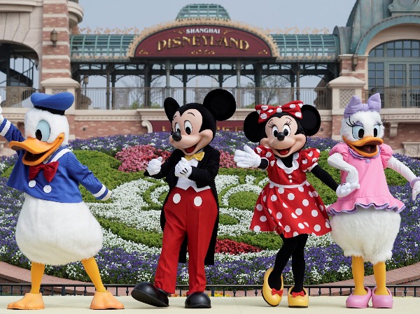 In Good News, Disneyland Reopens In Shanghai After 3 Months Of Shutdown ...