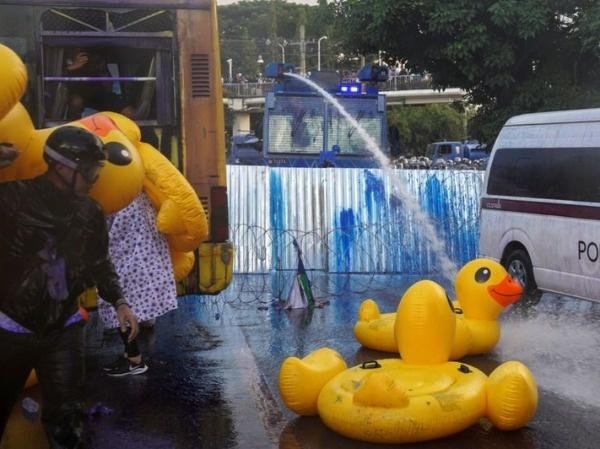 Inflatable Ducks
