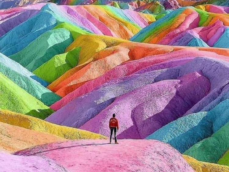Rainbow mountains Peru | Photo: Instagram/aquarius.traveller
