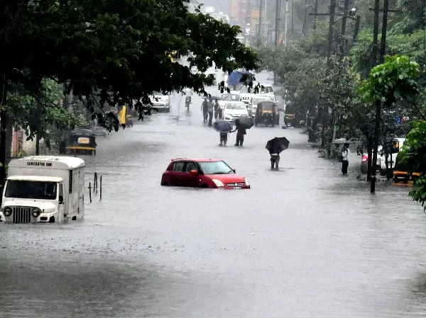 Heavy Rain Crippled Mumbai