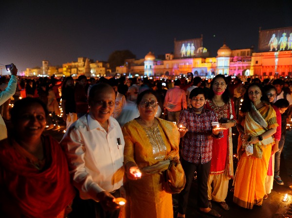 Guinness World Record: Ayodhya's Deepotsav 2021 Sets World Record Lit ...