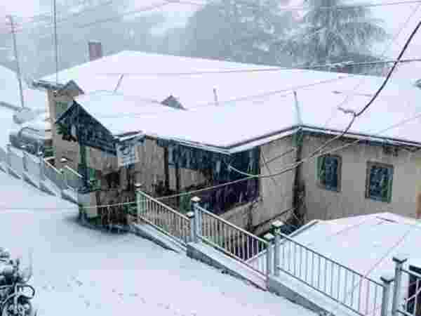 First snowfall in shimla