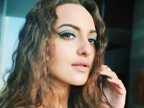 republic day make up looks