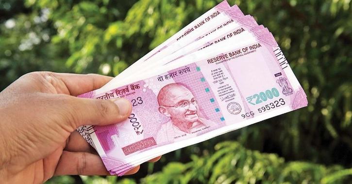 maharashtra-farmer-gets-rs-15-lakh-in-bank-account-by-mistake-thanks