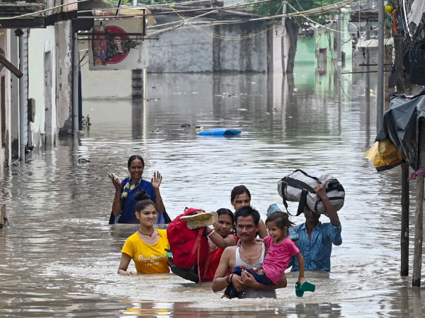 Delhi Floods: 21 Pictures Show How Yamuna Overflow Wreaked Havoc In The ...