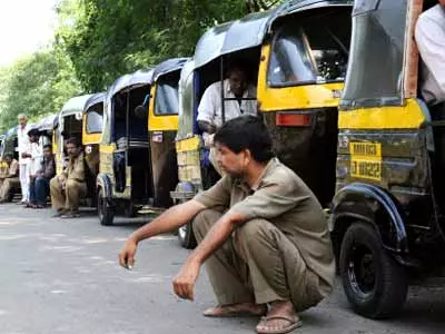 Autorickshaw strike cripples Mumbai