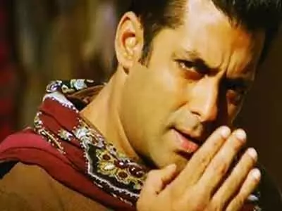 Can’t watch ‘Gangs Of Wasseypur’ with family: Salman