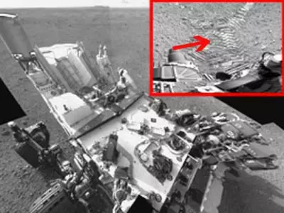 NASA's Mars rover Curiosity makes first test drive