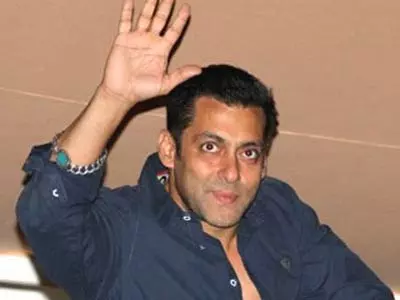 Inside: Salman Khan’s birthday bash