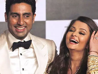 Abhishek plans to gift a luxury car to Ash
