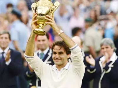 Federer wins record-equalling 7th Wimbledon title