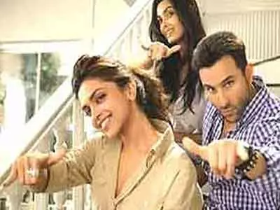 Deepika, Saif, Diana in 'Cocktail'