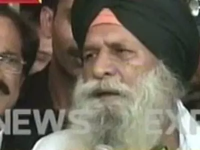 Will not return to Pak, says Surjeet Singh after release