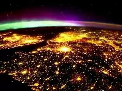 Stunning Timelapse Video Captures Earth from Space