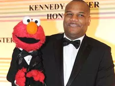 Elmo Puppeteer Kevin Clash faces underage sex charges