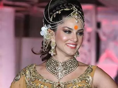 Captured: Sunny Leone in a bridal avatar!