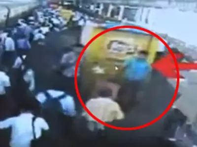 Watch: Mumbai suitcase murderer on CCTV