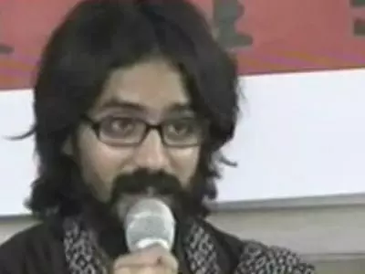 Sedition charges against cartoonist Aseem Trivedi dropped