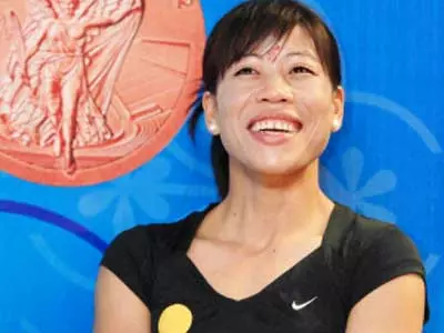 Mary Kom sings her way into fans’ hearts