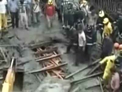 Mumbai: One dead in metro bridge collapse