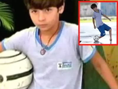 Brazilian boy without feet to train with Barca